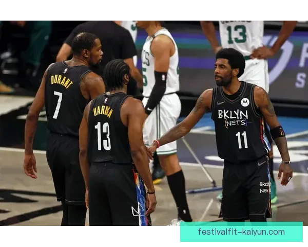 比利时队中场豪华表现稳健，状态回暖引发关注