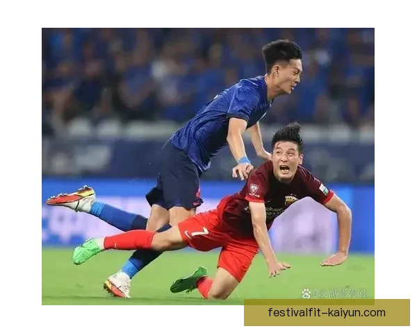 J1联赛VAR争议引发广泛讨论，裁判判罚标准亟待明确